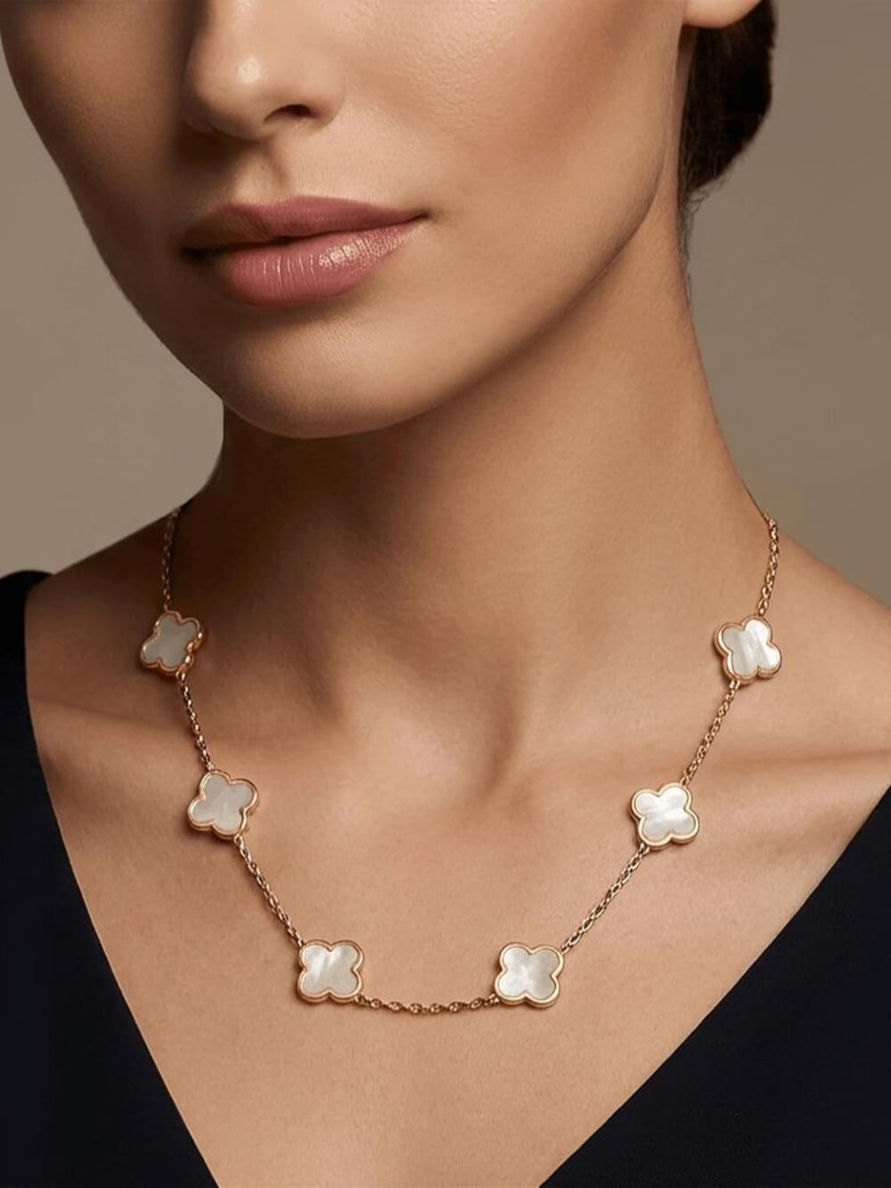 Four Leaf Clover Choker Necklace for Women | 18K Gold Plated Lucky 4 Leaf Jewelr - Picture 5 of 6